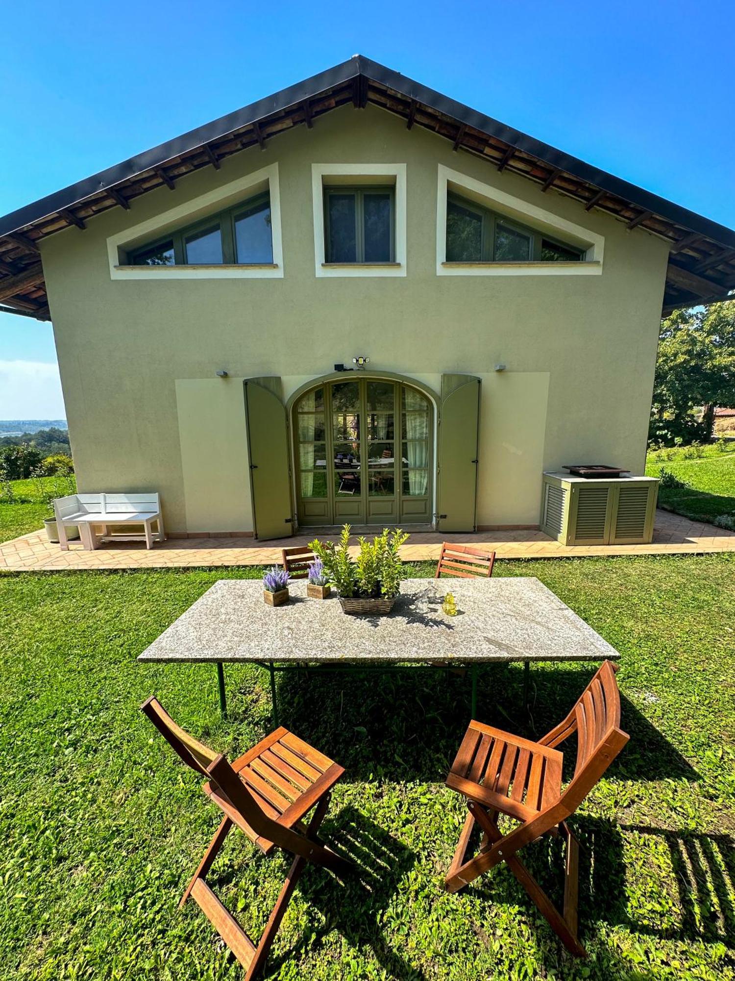 诺韦洛Just Langhe Casa Barolo别墅 外观 照片